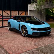 Nya Ferrari Luce. Pressbild.