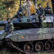 Militärövning på Revingehed.