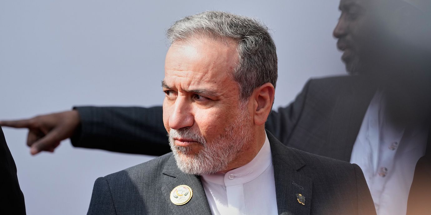 Irans utrikesminister Abbas Araghchi på besök i Irak, 17 oktober.