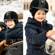 Estelle, Oscar och welshponnyn Viktor. 