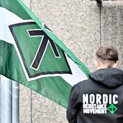 Nordiska motståndsrörelsen, NMR, under en demonstration i Vetlanda på första maj 2022. 
