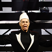Pet Shop Boys på Way Out West i Göteborg förra året. Till höger Alan Turing.