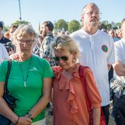 En av flera som markerade mot nazisterna var centerpartisten Anette Ivarsson (i grönt) som besöker Almedalen för första gången.