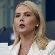 Enligt Vita husets pressekreterare Karoline Leavitt vill Netanyahu komma till USA. 
