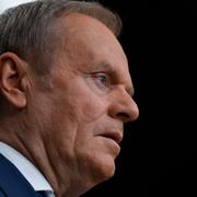 Polens premiärminister, Donald Tusk, lovade att hämta hem pandemipengarna till Polen. Han lyckades. Men just dessa pengar resulterade i ännu en utmaning för premiärministern. 