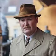 Sissela Benn och Henrik Dorsin i ”Den svenska länken”