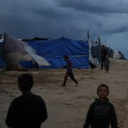 Barn i ett flyktingläger i Gaza.