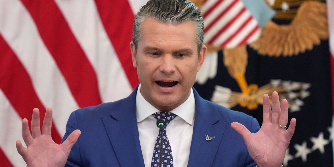  Pete Hegseth.