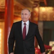 Putin under sitt besök i Kina.