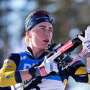 Elvira Öberg blev tvåa i masstarten.