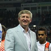 Rinat Achmetov är president för fotbollsklubben Sjachtar Donetsk.