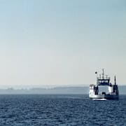 Illustrationsbild på en färja i Vättern / Rickard Andersson.