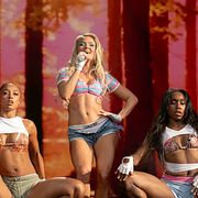 Zara Larsson. Här under ett uppträdande på Way out west i Göteborg.