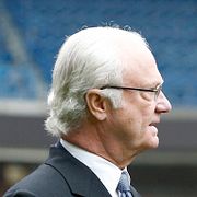 När kungen 2014 besökte Paris, passade han på att göra ett fotbollsnedslag genom att hälsa på Zlatan Ibrahimovic.