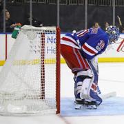 Henrik Lundqvist i New York Rangers mål.