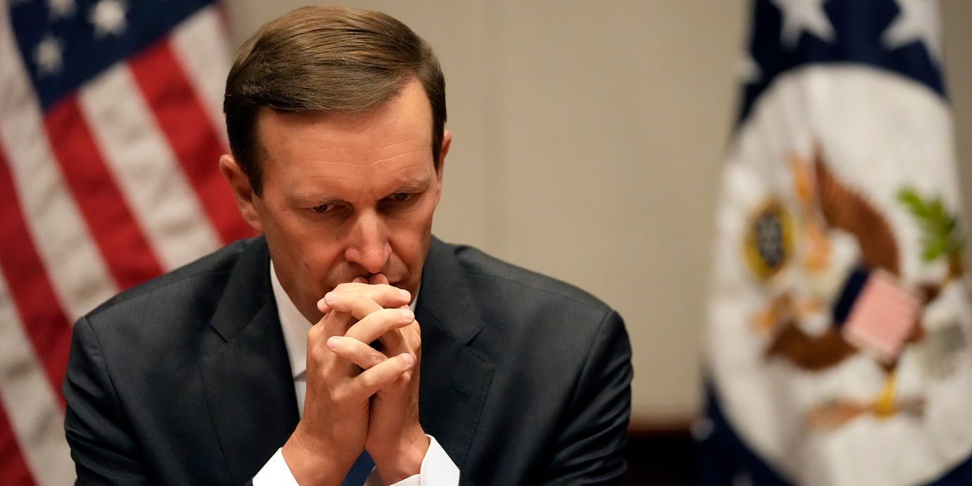 Senatorn Chris Murphy.