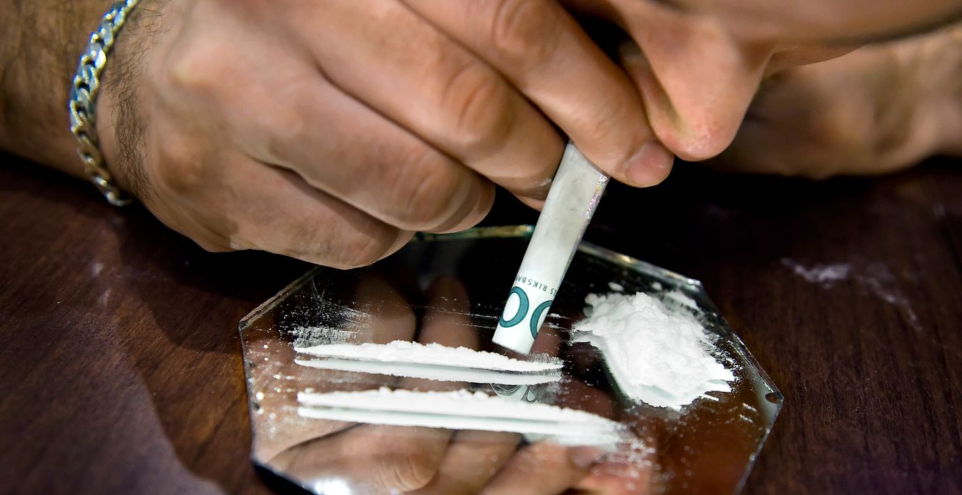 Illustrationsbild av kokainbruk.