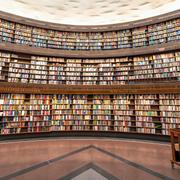 Interiör från stadsbiblioteket in Stockholm av arkitekt Gunnar Asplund.