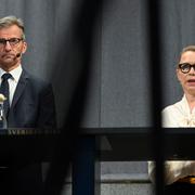 Arkivbild från augusti: Riksbankens chef Erik Thedéen och Åsa Olli Segendorf chef för avdelningen penningpolitik, presenterar Riksbankens beslut om styrräntan.