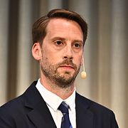 H&M-gruppens vd Daniel Ervér vid morgonens rapportkonferens.