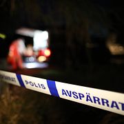 Polisens avspärrning vid huset utanför skånska Ystad.