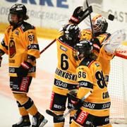 Bild från torsdagens match i SDHL-finalen. 