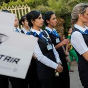 Flygvärdinnor från Egyptair vid en minnesceremoni för offren, 26 maj 2016.