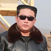 Kim Jong-Un, robotuppskjutning, Kim Il Sung. 