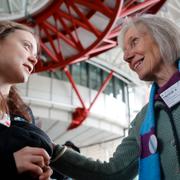 Greta Thunberg med Rosmarie Wydler- Walti från Klimaseniorinnen i Strasbourg i dag.