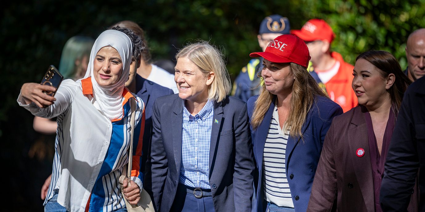 S-ledaren Magdalena Andersson träffar väljare i Helsingborg, 6 september,