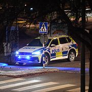 Polis på plats i Kälvesta.