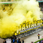 Mjällby och Hammarby drabbar samman om årets första svenska titel. Matchen drar igång klockan 15.00.