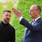 Ukrainas president Volodymyr Zelenskyj och Tysklands förbundskansler Friedrich Merz.