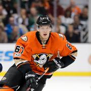 Anaheim Ducks Rickard Rakell till höger.