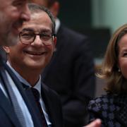 Giovanni Tria med spanska ministern Nadia Calvino. 