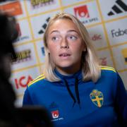Hanna Bennison under en pressträff i samband med damlandslagets samling i Göteborg.