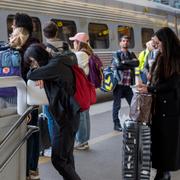 Kraftiga förseningar i tågtrafiken söderut från Stockholms Centralstation. Arkivbild. 
