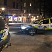 Arkivbild. Polisbilar vid Mariatorget.