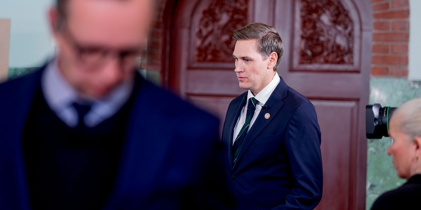 Nobelkommitténs chef Jørgen Watne Frydnes under fredagens tillkännagivande.
