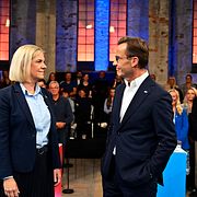 Statsministerkandidaterna Magdalena Andersson (S) och Ulf Kristersson (M) i början av debatten.
