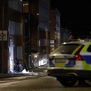 Bild från polisinsatsen i Vinsta.