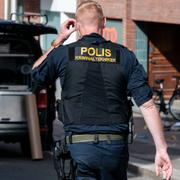 Polisens tekniker på brottsplatsen. 