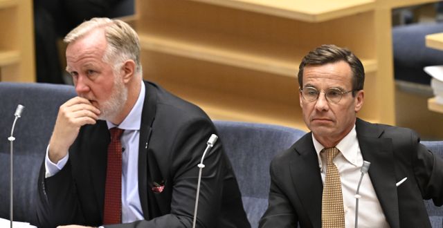 Pehrson och Kristersson i riksdagen. Arkivbild.  Jonas Ekströmer/TT