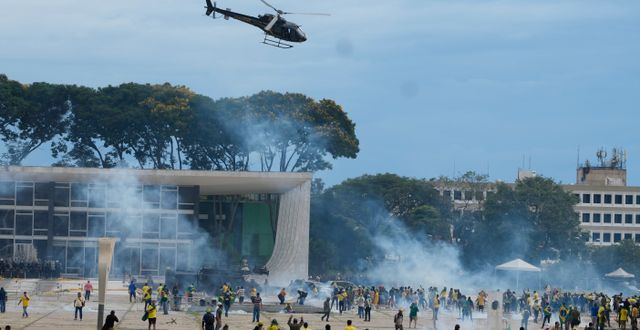 Stormningen av presidentpalatset i Brasilia. Eraldo Peres / AP