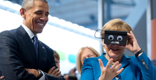 Barack Obama och Angela Merkel på teknikmässa i Hannover, Tyskland, 2016. Carolyn Kaster / TT NYHETSBYRÅN