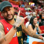 Neymar på NBA-basket i Miami, mars 2024.