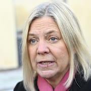 Socialdemokraternas partiledare Magdalena Andersson (S), under en pressträff utanför ABB i Västerås. 