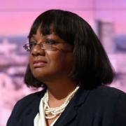 Diane Abbott (höger)