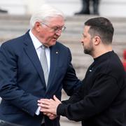 Frank-Walter Steinmeier och Volodymyr Zelenskyj.