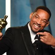 Will Smith med sin Oscar respektive i samband med örfilen mot Chris Rock